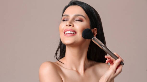 Best Foundation Shades For Warm Undertones: Top 5
