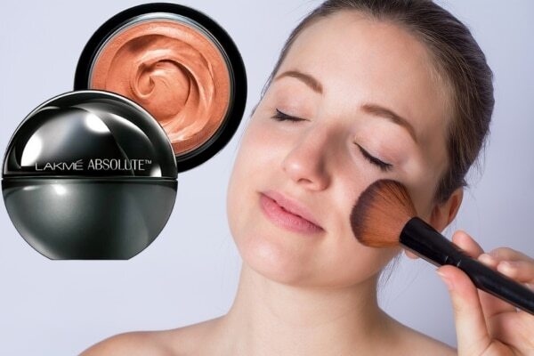 Best Foundation Shades for Warm Undertones | Top 5