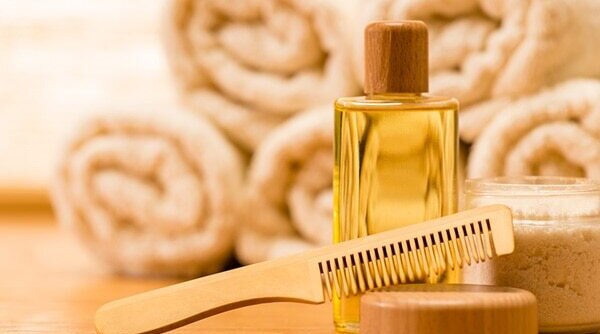 How To Get Thicker, Fuller Hair With Regrowth Oils: Top 6 Tips