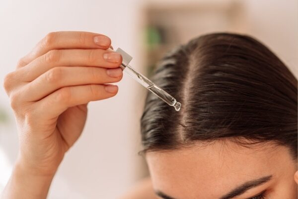 Get The Most Out Of Your Hair Oil: How To Use A Hair Oil Applicator