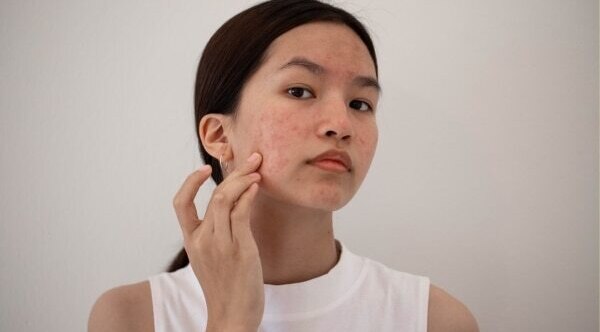 Get the Most Out of Hair Oil: How to Use a Hair Oil Applicator