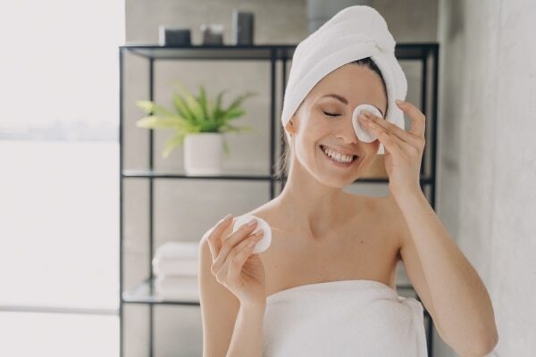 Face Slugging Enhanced by Aloe Vera