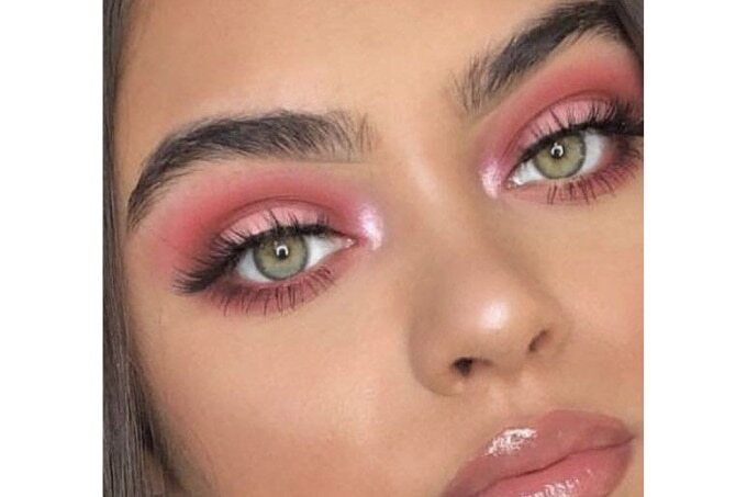 7. Pink Smokey Eyes