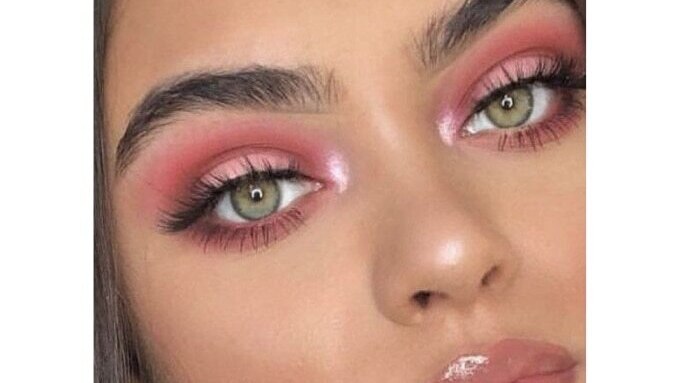 7. Pink Smokey Eyes