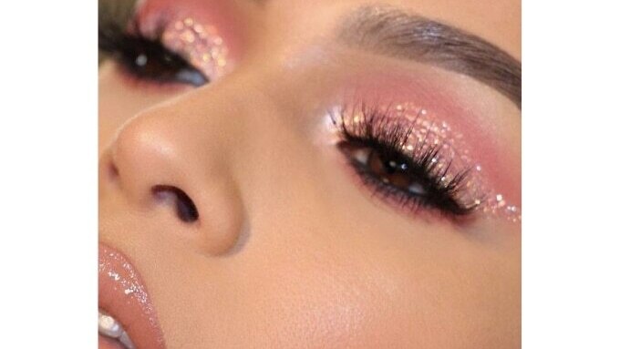 7. Pink Smokey Eyes