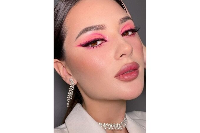 7. Pink Smokey Eyes