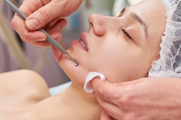 Some precautionary measures you need to follow before getting a facial