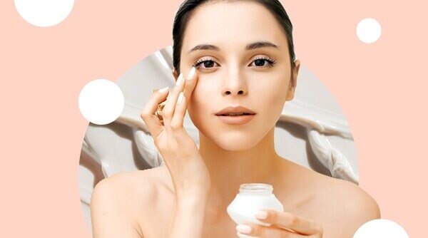 5 Reasons Why You Should Pat Moisturiser On Your Face Instead Of Rubbing It