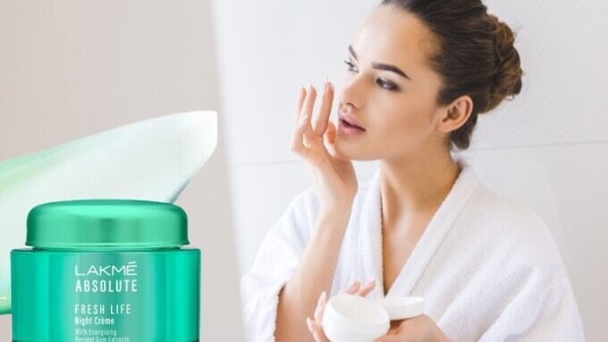 7. Pond’s Super Light Gel