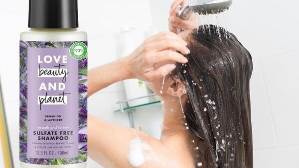 Frizzy Hair: Causes and How to Prevent