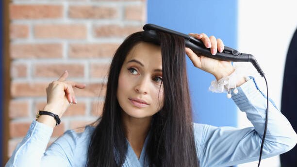Frizzy Hair: Causes and How to Prevent