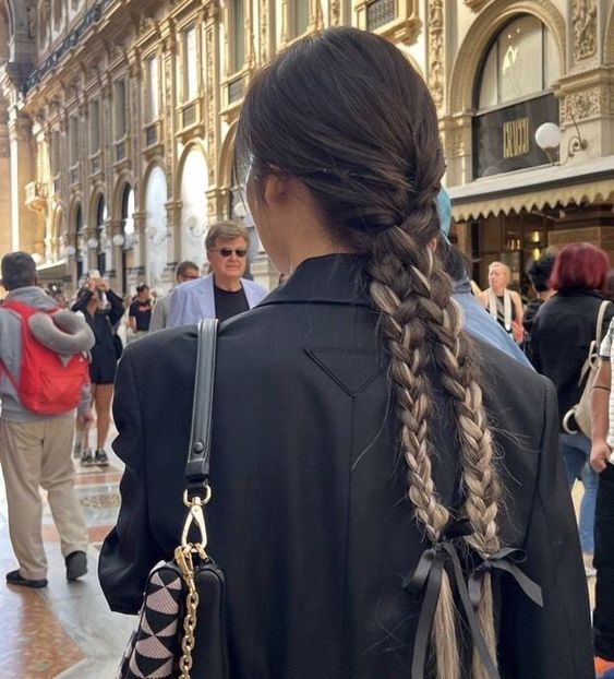 Best Summer Hairstyles and Cuts for Girls Poll