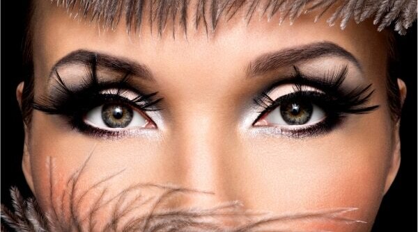 Top 6 Ways To Make Your Eyes Look Bigger With Makeup