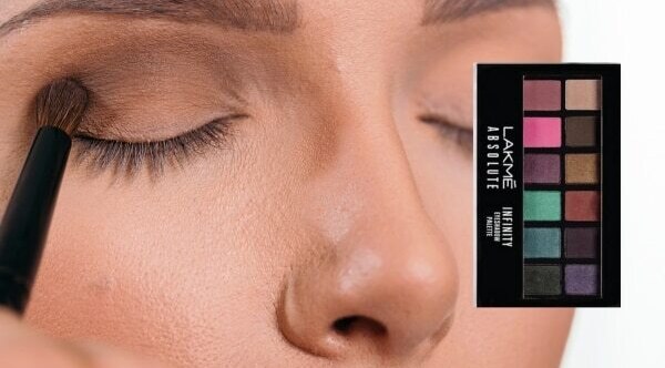Top 6 Ways to Make Your Eyes Look Bigger with Makeup