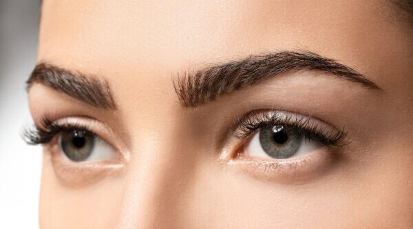 Top 6 Ways to Make Your Eyes Look Bigger with Makeup
