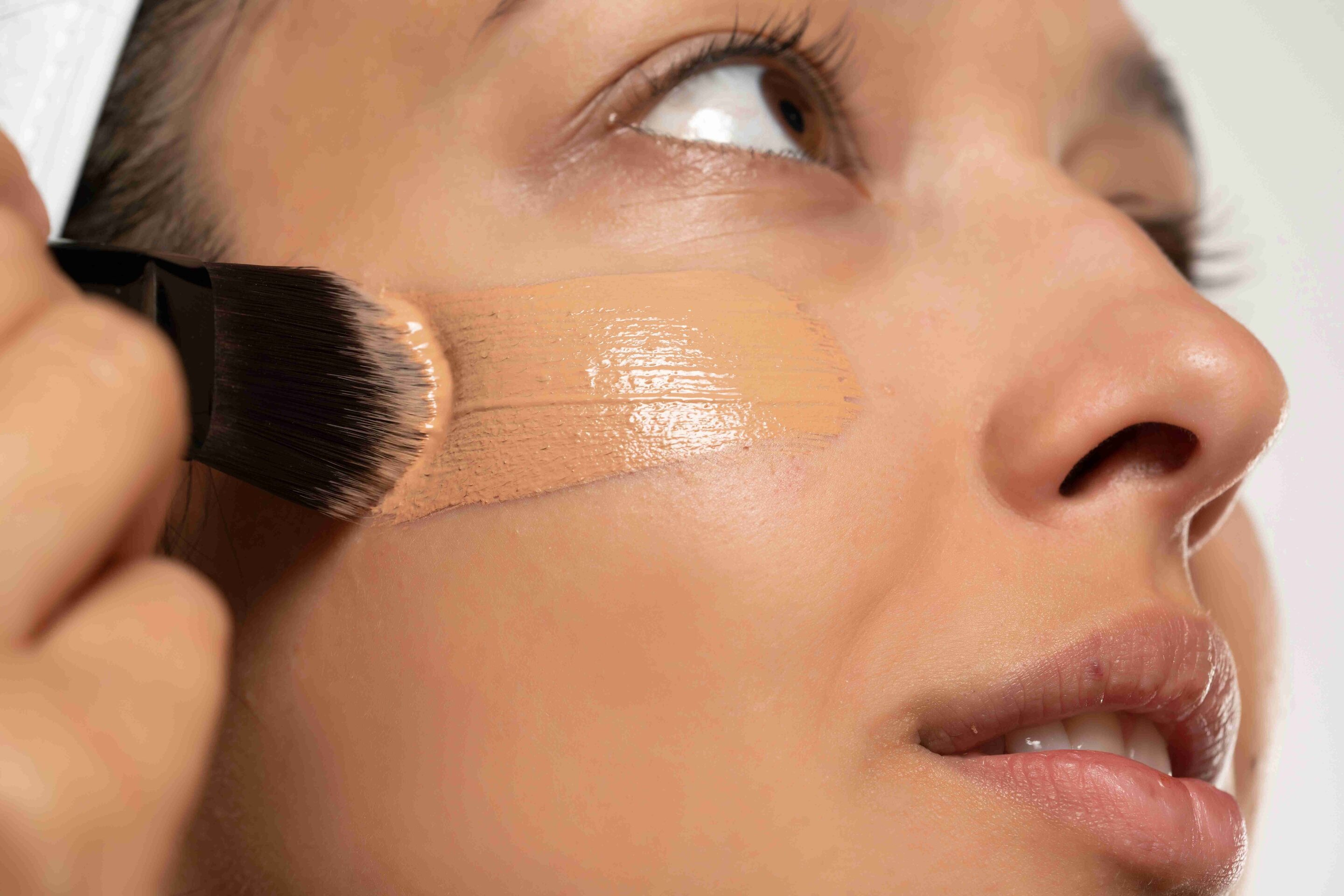 Image of Skin Is In: Discover The Magic Of Non-Comedogenic Foundations