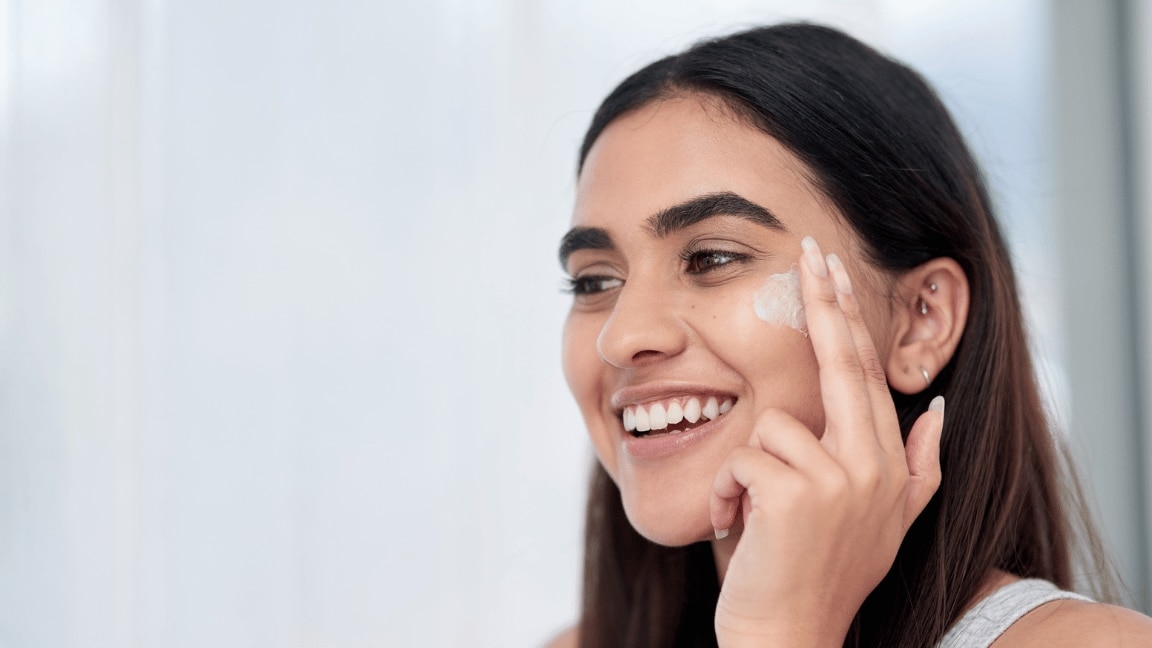 How To Prevent Clogged Pores: Choosing Non-Comedogenic Moisturizers for Oily Skin