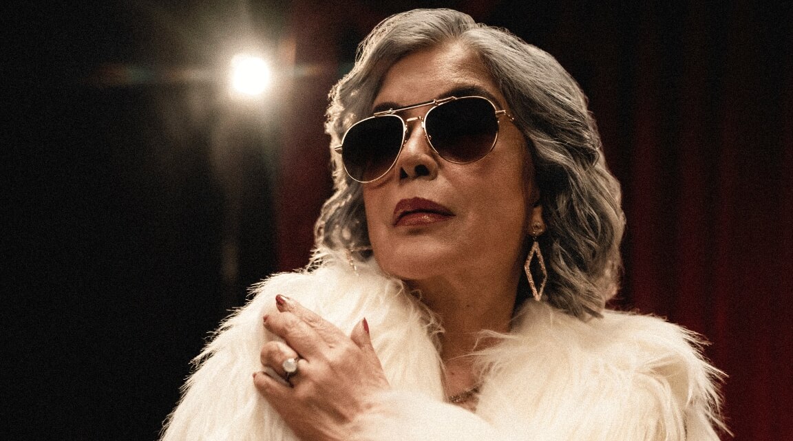 Zeenat Aman and Her Pursuit of Beauty