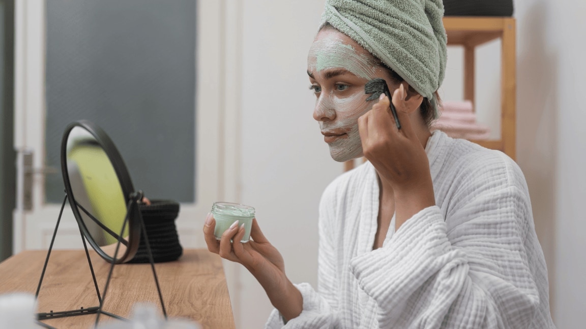 How to Make a Homemade Face Pack: Top Ingredients for Glowing Skin