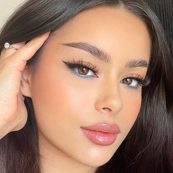 Stunning Blue Eye Makeup Looks in 2023 | Top 8
