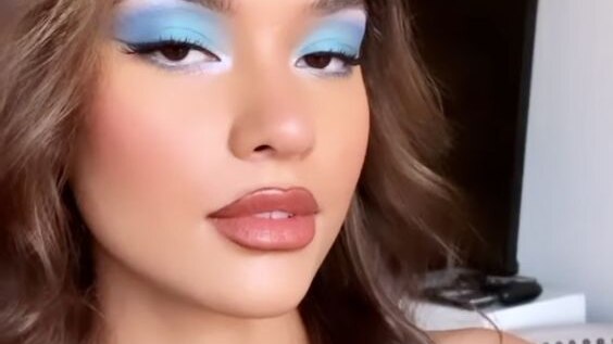 Stunning Blue Eye Makeup Looks in 2023 | Top 8
