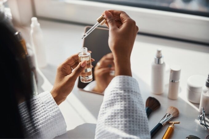Retinol Serums: Top Picks And How To Apply Correctly