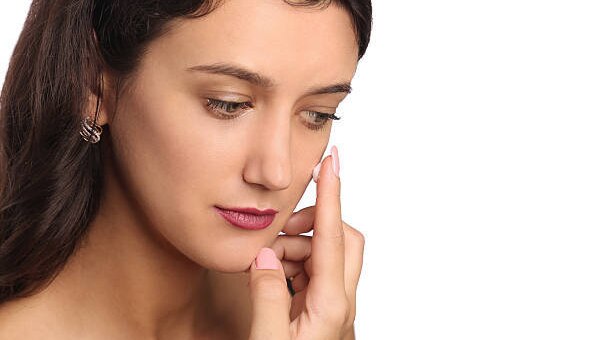 Face Primer: The Benefits And How To Use It Correctly