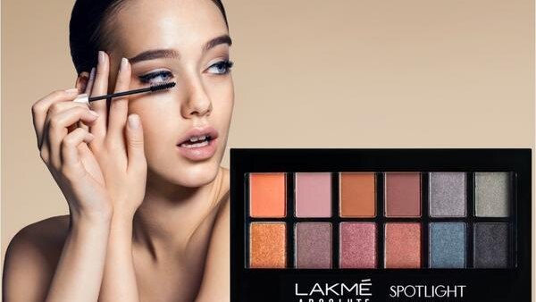 Work-appropriate Makeup Looks | Top 5
