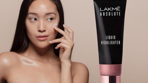 Highlighters for Every Skin Tone for 2023