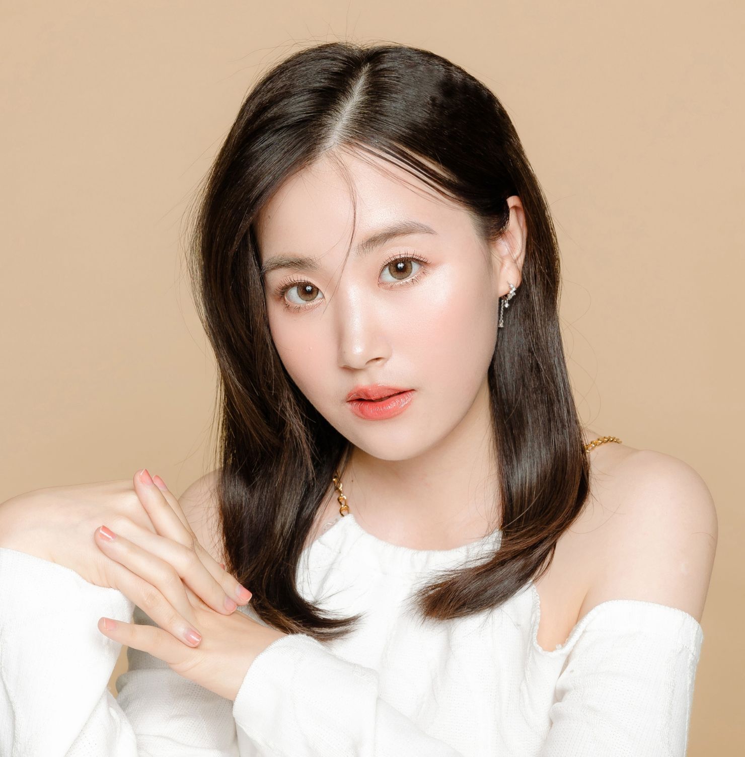 Tóc ép cụp dập phồng chân tóc