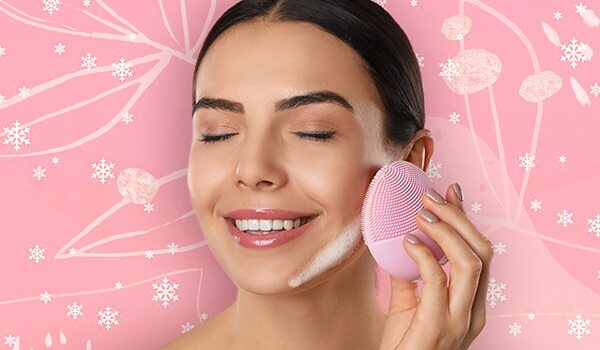 Here's Why Your Winter Skincare Routine Needs A Silicone Face Scrub