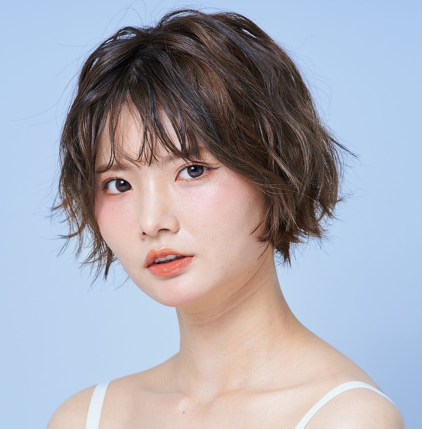 Kiểu tóc ngắn layer cho nữ mặt tròn béo