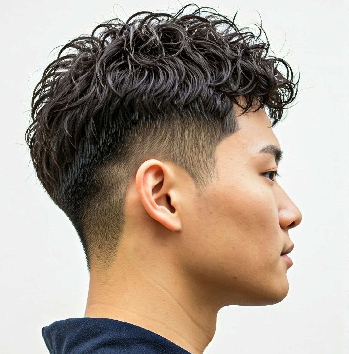 Kiểu tóc Crew Cut uốn xoăn