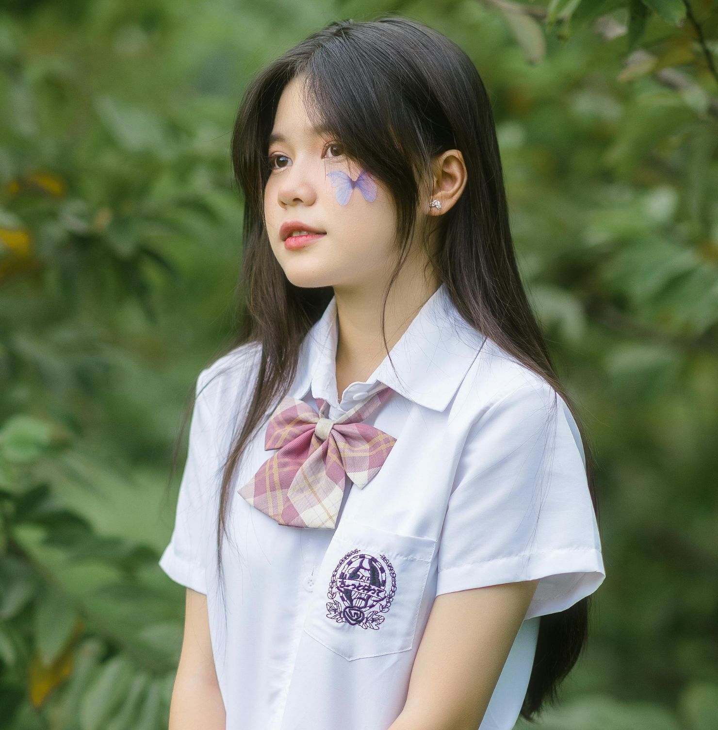 cách cắt mái bay tóc mái bay cho mặt tròn