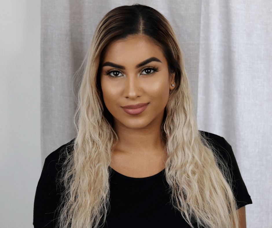 hair wardrobe: woman with ombre hair blonde hair waves hairstyle