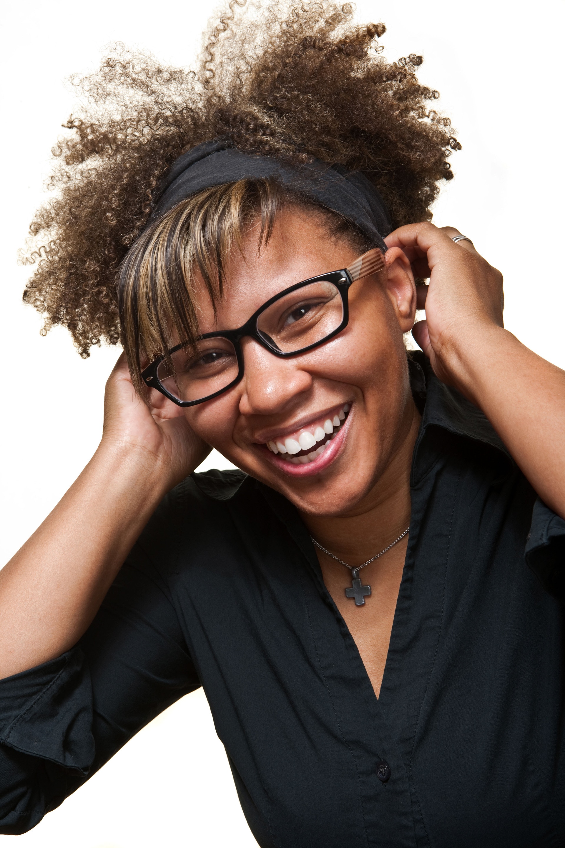 short natural hair blonde highlights