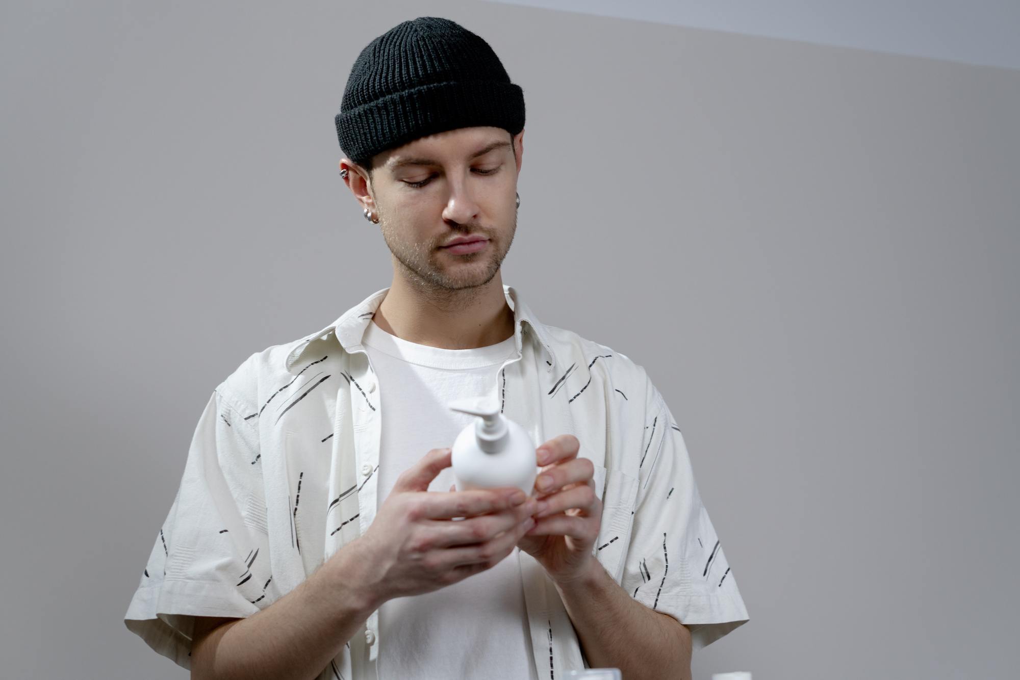 Men's winter haircare: Moisturising shampoo and conditioner