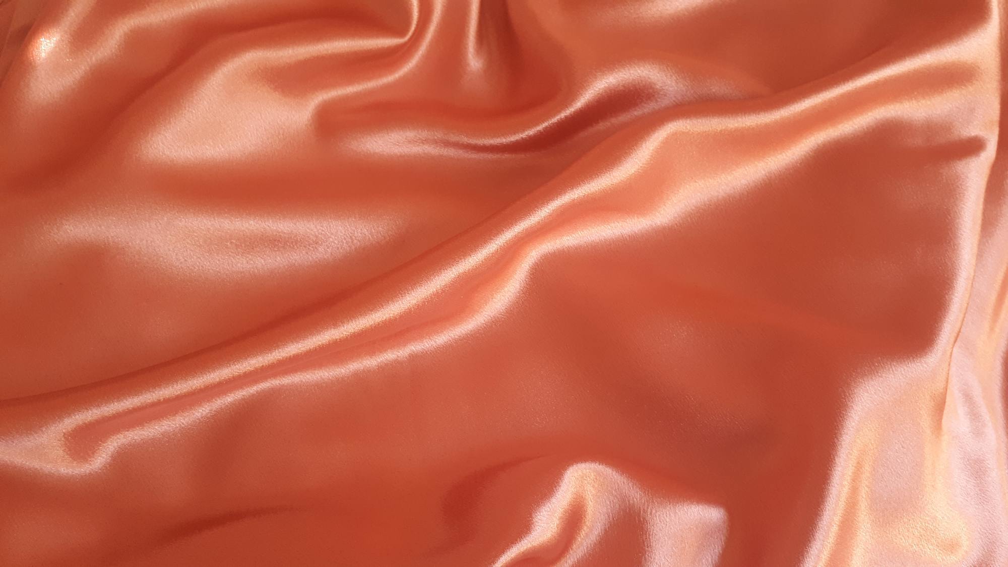 Satin pillowcase for haircare: Self-care Sunday