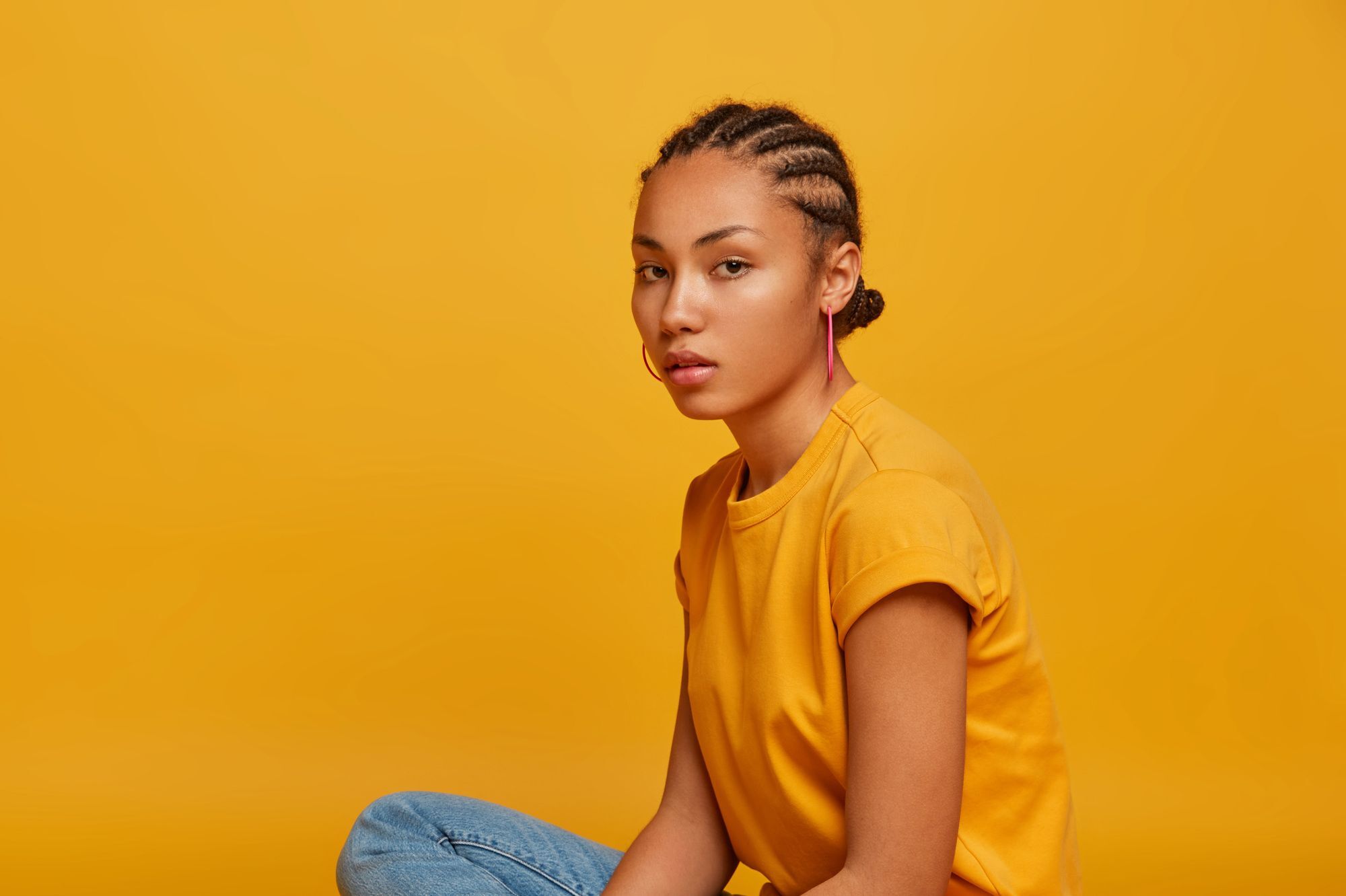 Hairstyles of great women: woman with straight back cornrows hairstyle