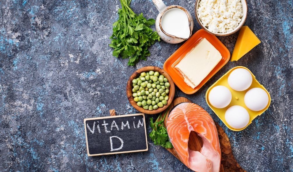 change of season: selection of healthy foods that are rich in vitamin D, such as salmon