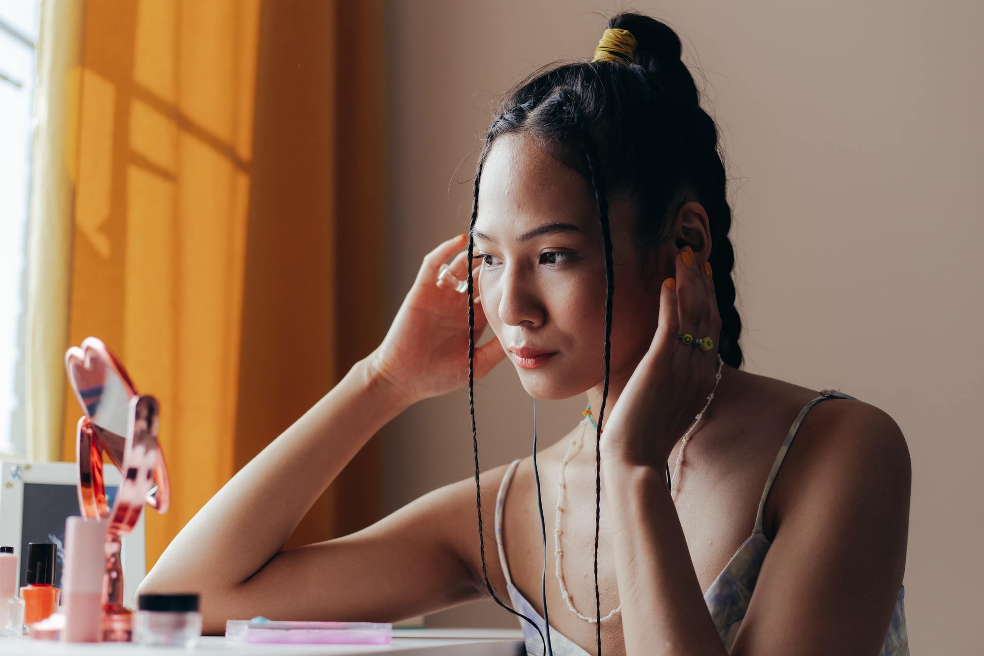Twinning! Matching hairstyles for besties