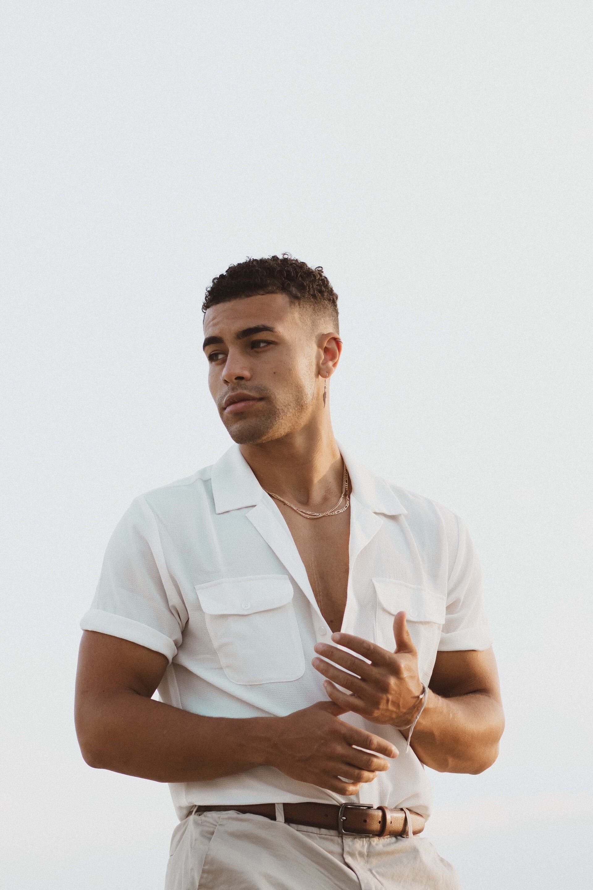 12 Best Curly Hairstyles And Haircuts For Men