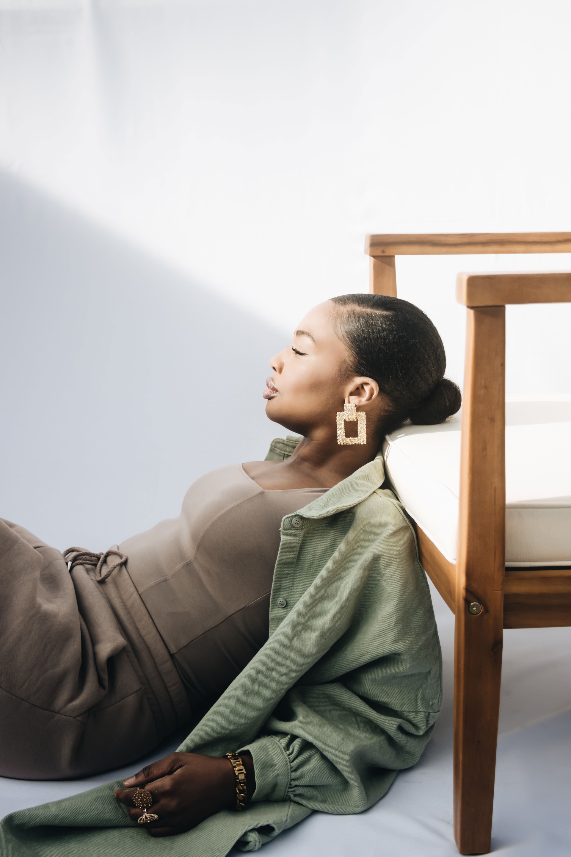 Woman wearing a slick bun