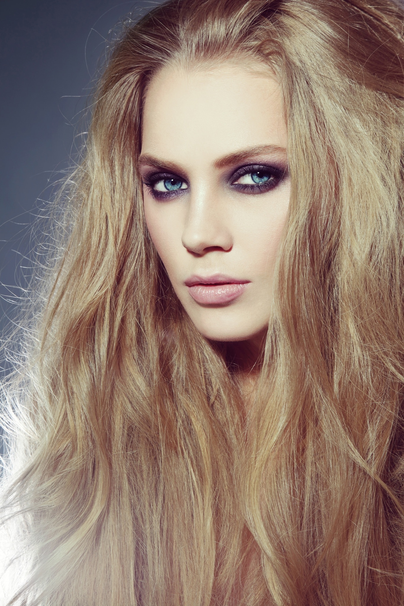 Woman with teased hair voluminous hair