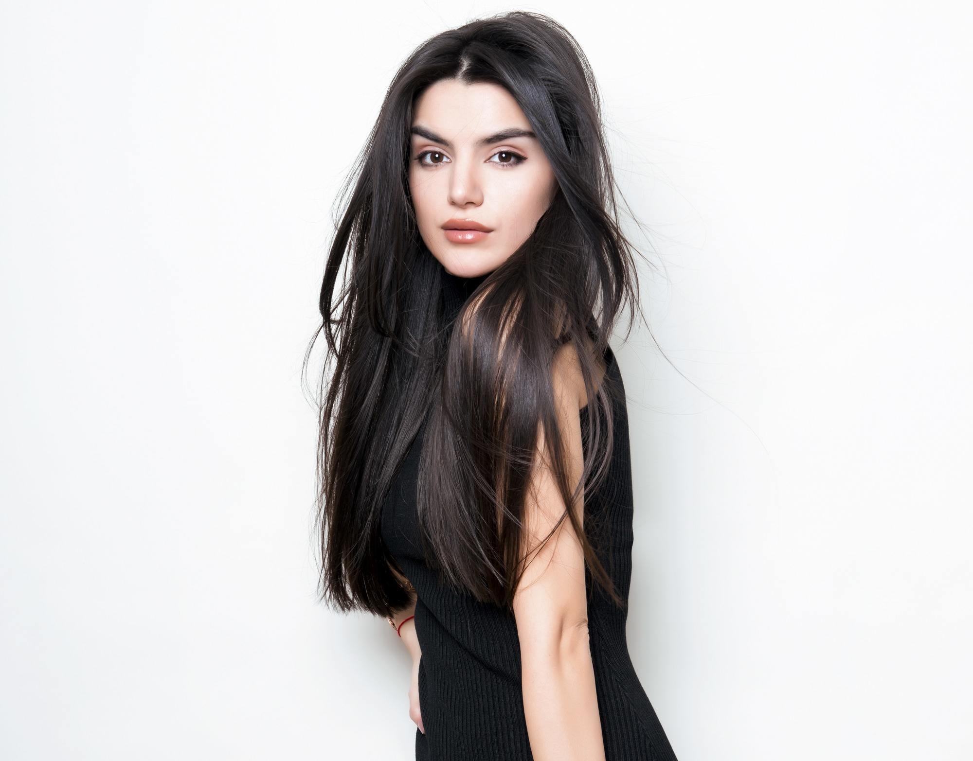 Long brunette B1 hair