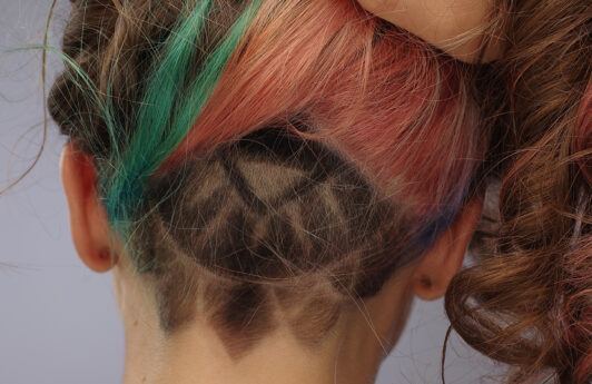 Undercut for Women: The Ideal Way to Manage Thick and Long Hair