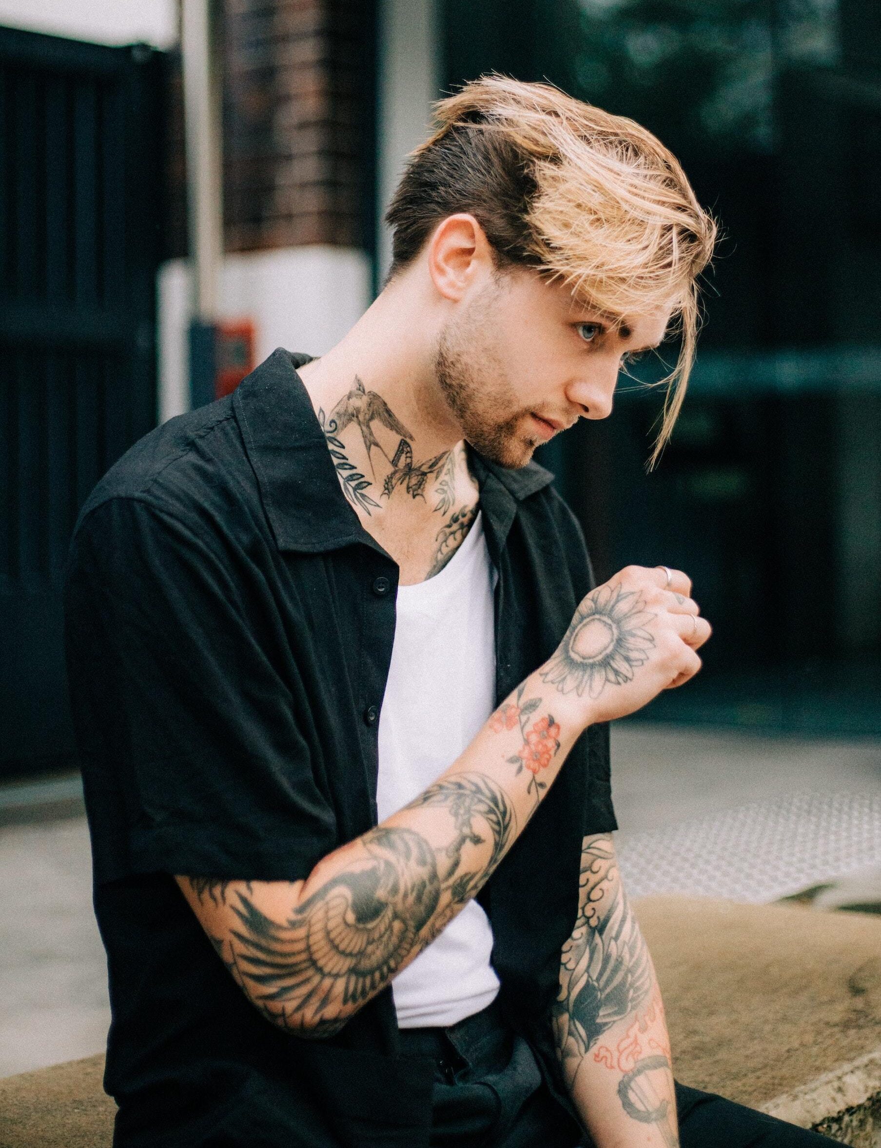 Top deck men's hair colour