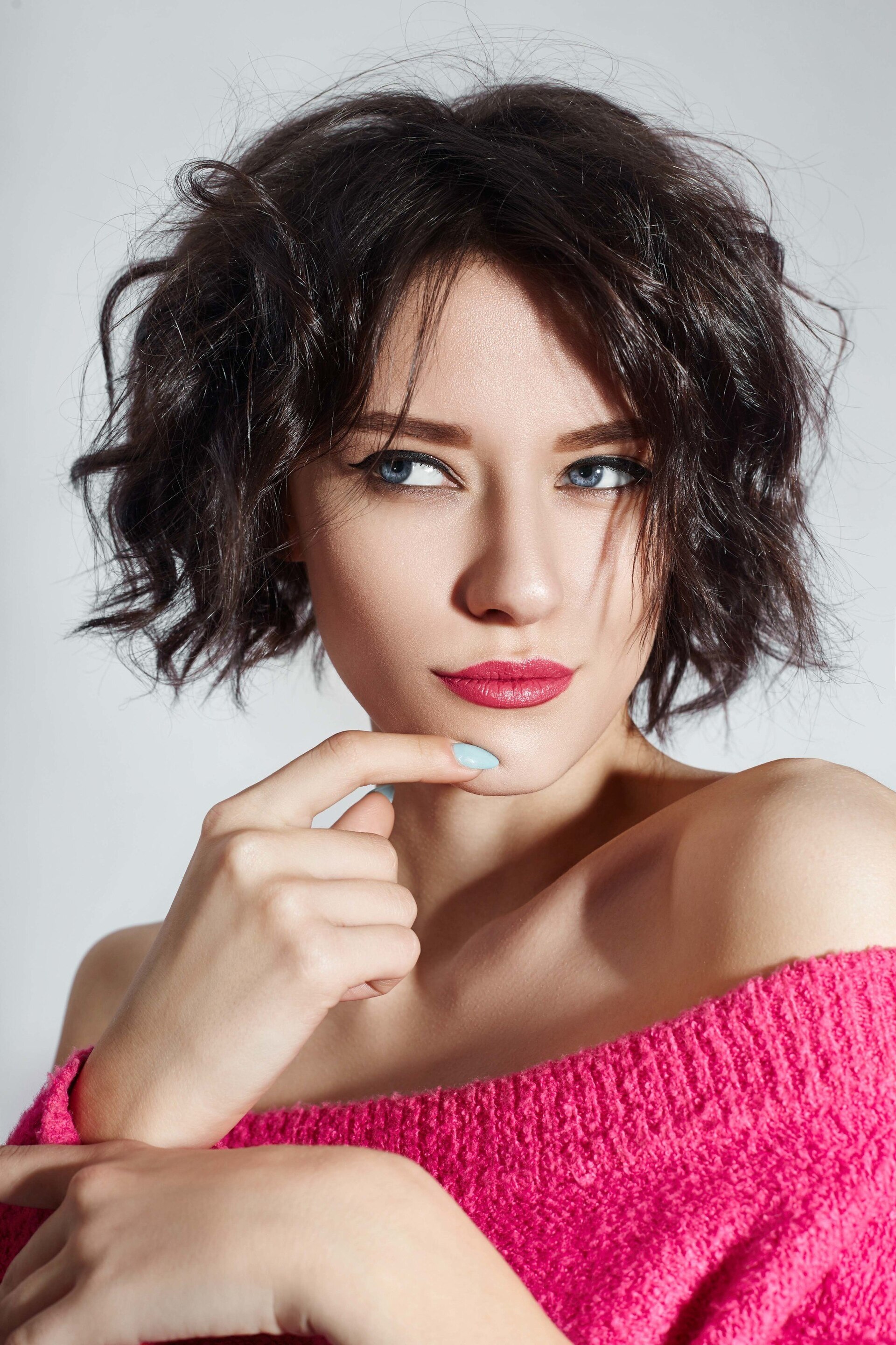Woman with Short shaggy cut