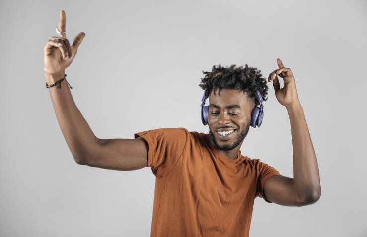Man with temple fade and twists hairstyle