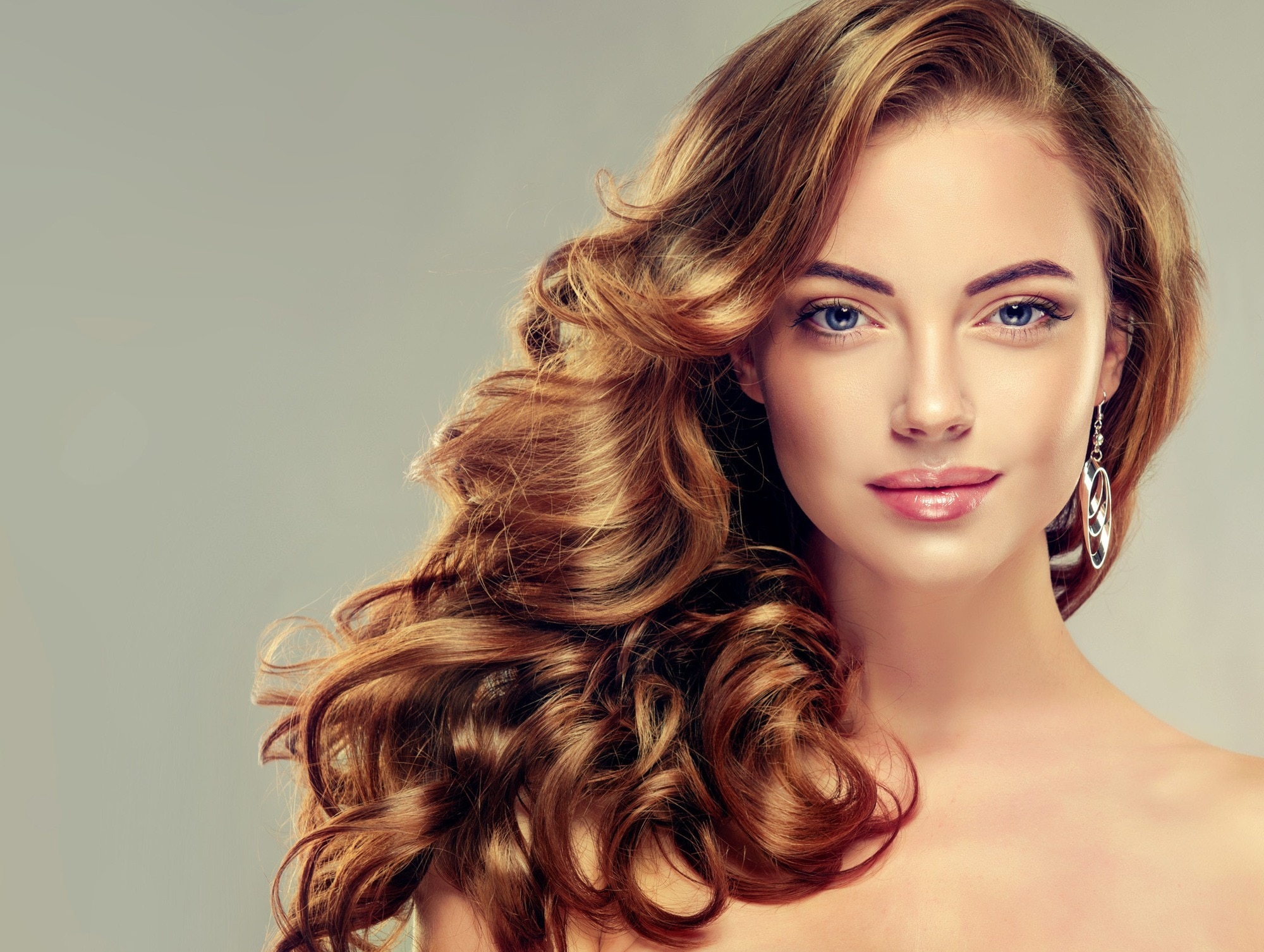 Everything You Need to Know About Getting Lowlights